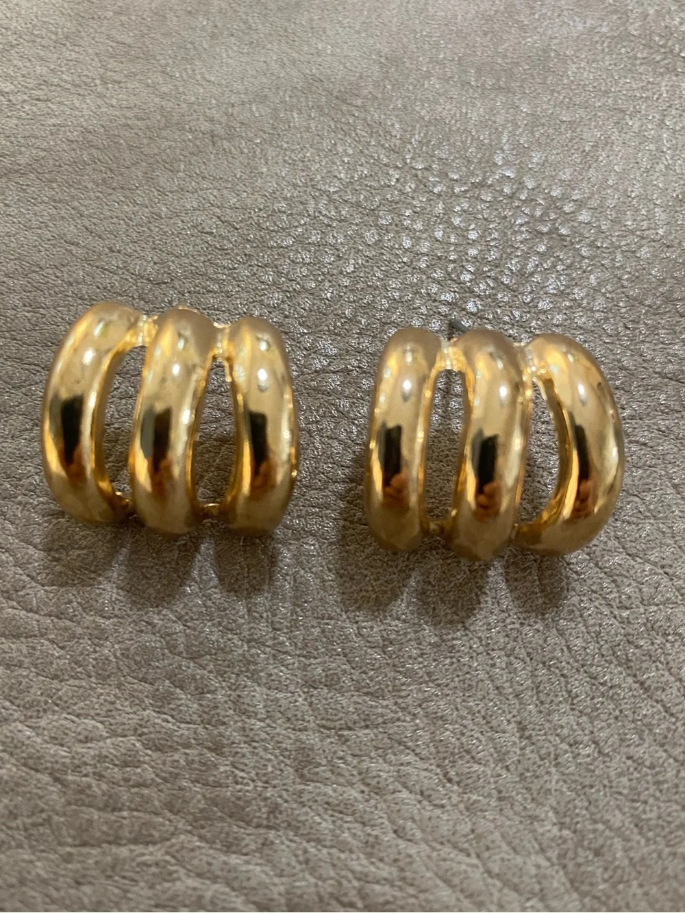 Nordstrom Gold Tone Chunky Triple Hoop Earrings NWOT